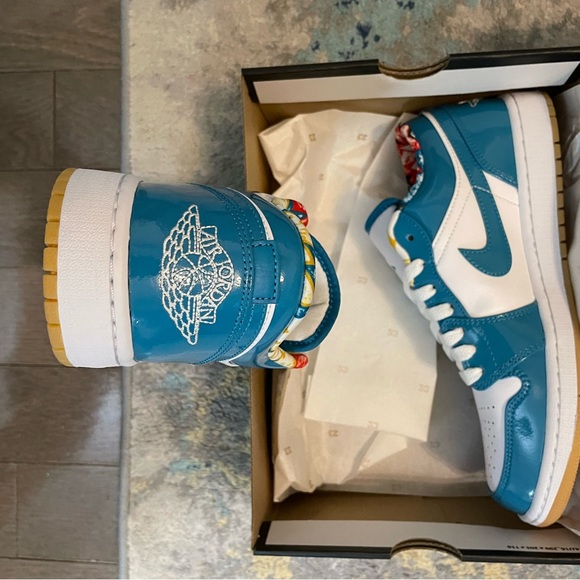 Barcelona air Jordan 1 size 10 - Picture 3 of 4